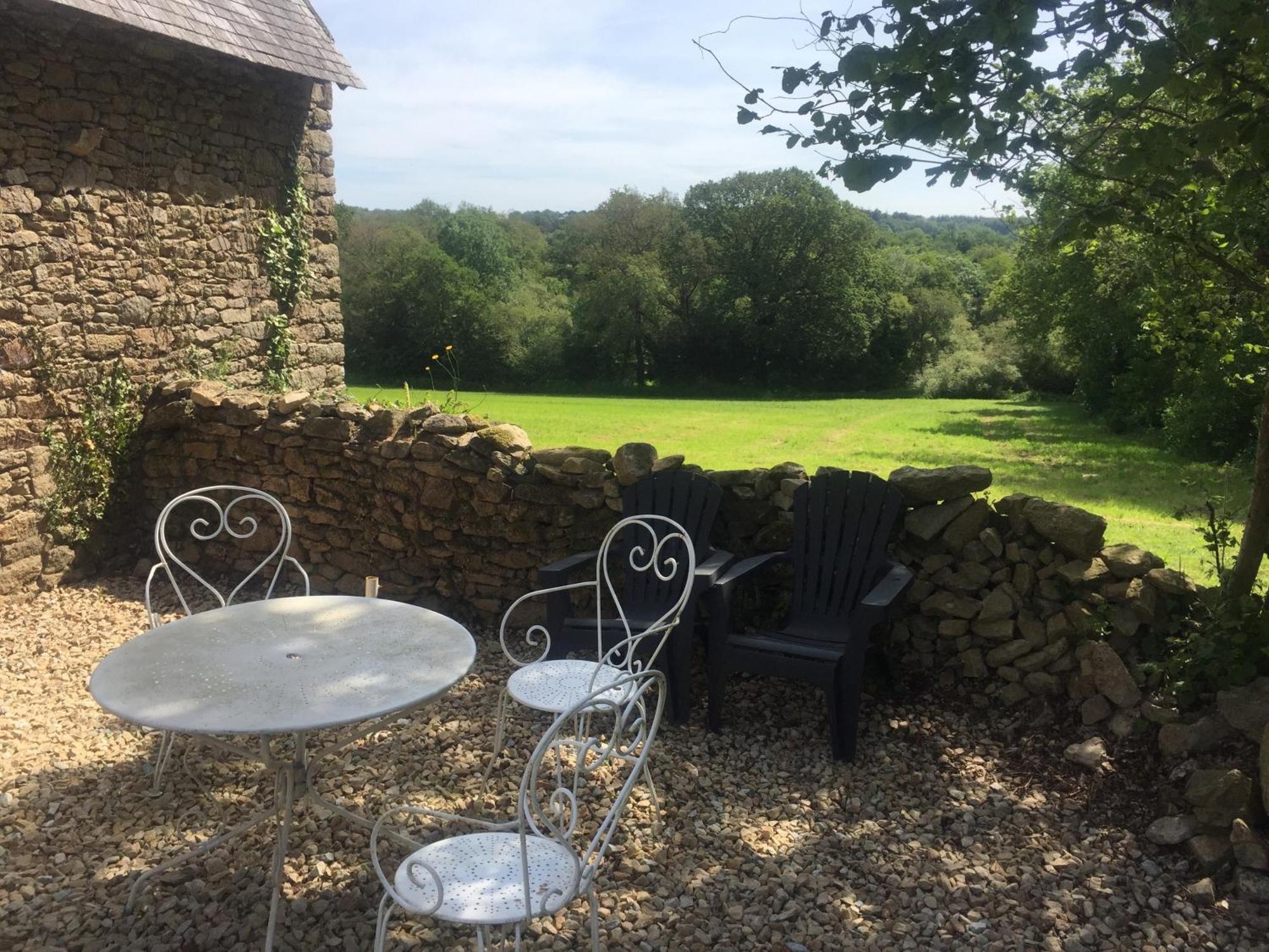 Gite Au Calme 2 A 6 Personnes Dans Un Paysage Totalement Paisible -Plages A 22 Min- Quite Cottage 2 To 6 Persons In Total Peaceful Landscape -Beaches At 22 Min- Landévant Eksteriør billede
