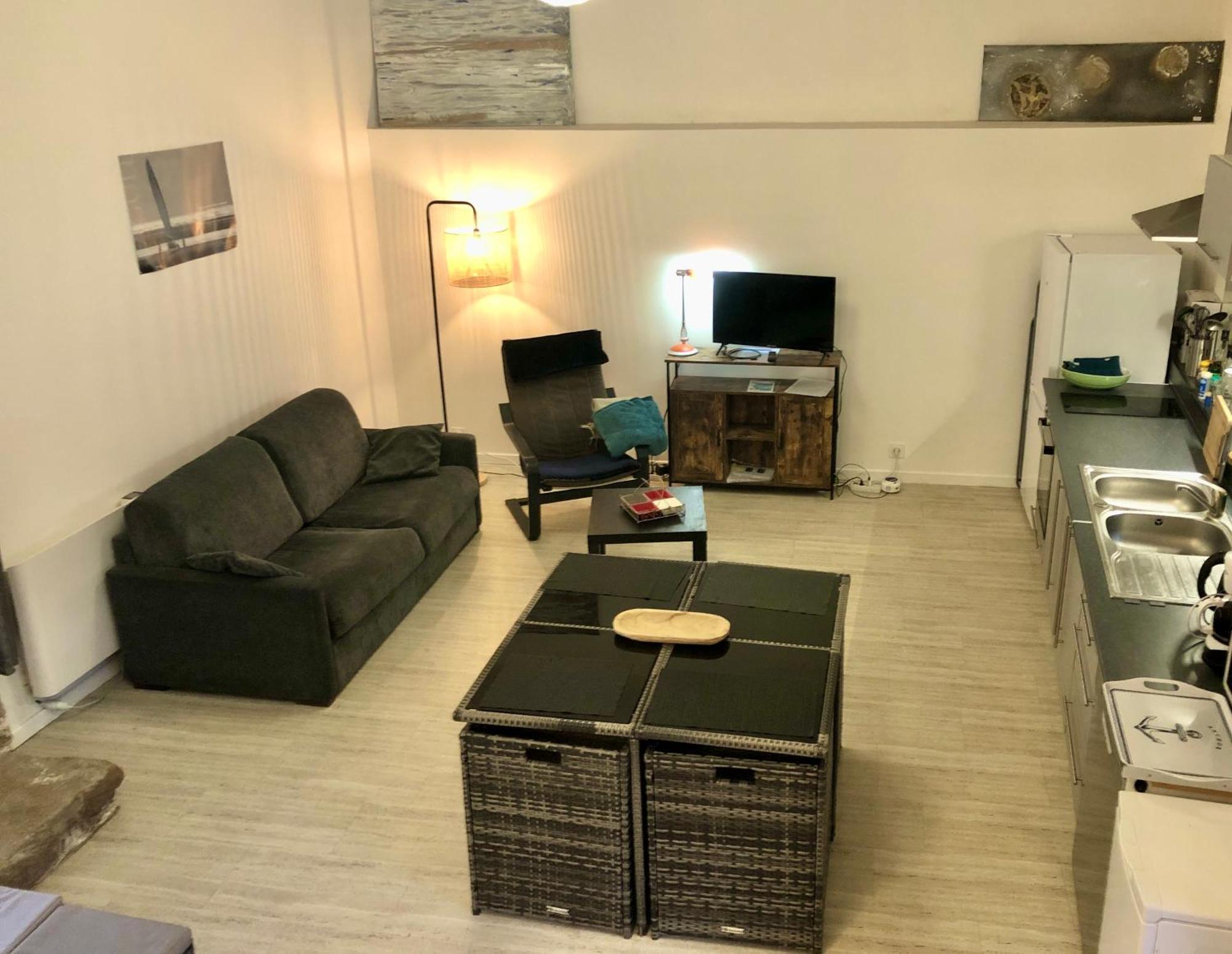 Gite Au Calme 2 A 6 Personnes Dans Un Paysage Totalement Paisible -Plages A 22 Min- Quite Cottage 2 To 6 Persons In Total Peaceful Landscape -Beaches At 22 Min- Landévant Eksteriør billede